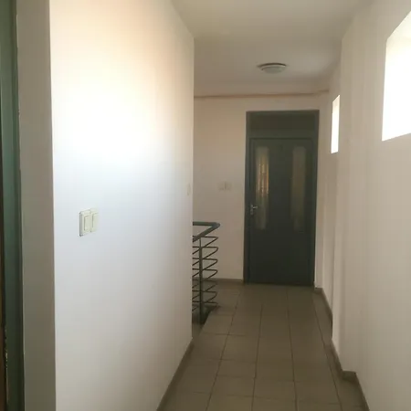 Kenyeres Szallashely Apartmán Harkány